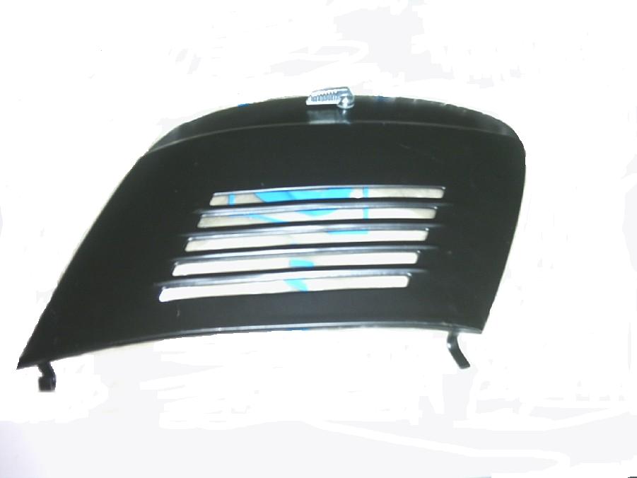 Side panel with grill for Vespa 50 - Special - Primavera