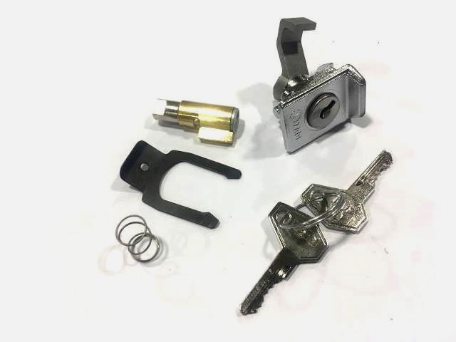 Cylinder Locks Set ZADI steering lock length 39mm, upper collar: 4mm and lock for glove box, 2 keys for Vespa 50, ET3, Special, Sprint, TS, Gtr, Super, Rally