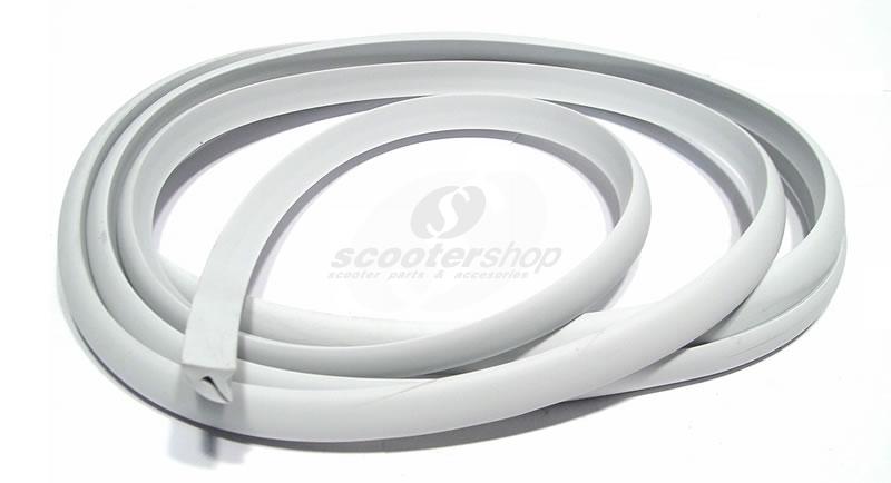 Side panel rubber for Vespa Sprint - Rally, grey.